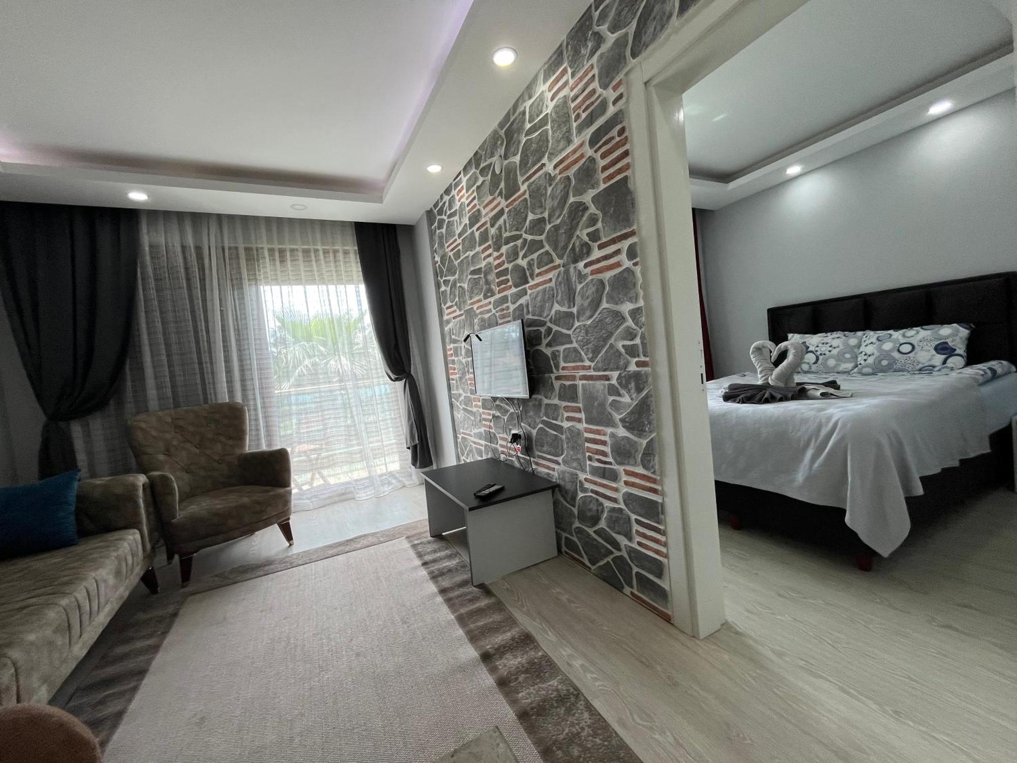 Gardenya Lara Suit Hotel 安塔利亚 外观 照片